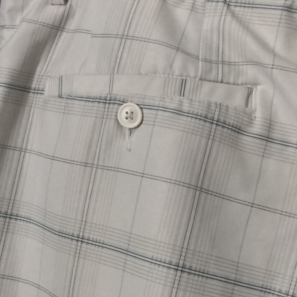 Men's Shorts 40 Cypress Club VGC - Picture 8 of 10